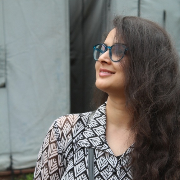 Profile Picture of Dipika Singh (@dipikasingh336) on Poshmark