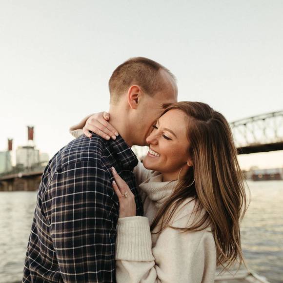 Profile Picture of Caitlin Duffy (@ceduffy) on Poshmark