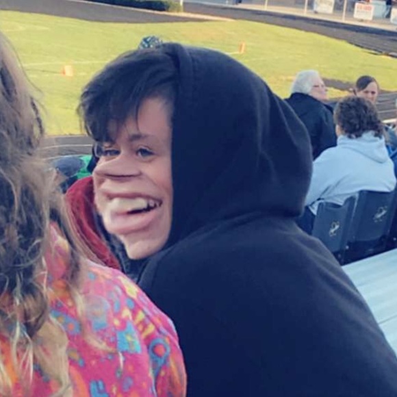 Raven Swain - Poshmark Profile Picture of Raven Swain (@raven_swain) on Poshmark