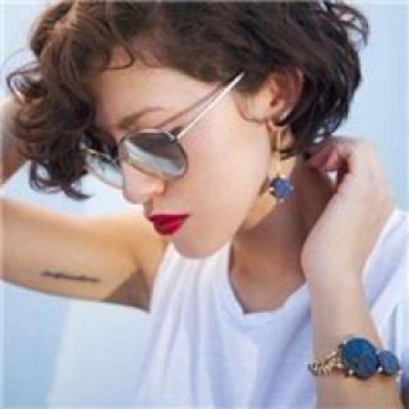 Profile Picture of Eric Solien (@debralynb) on Poshmark