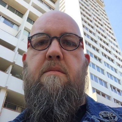Profile Picture of David Allan Coombe (@Hammerheart69) on Twitter
