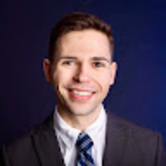 Profile Picture of Alex Novelliere (@alex_novelliere) on Poshmark