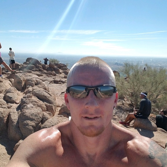 Profile Picture of Chris Costa (@cos37) on Poshmark