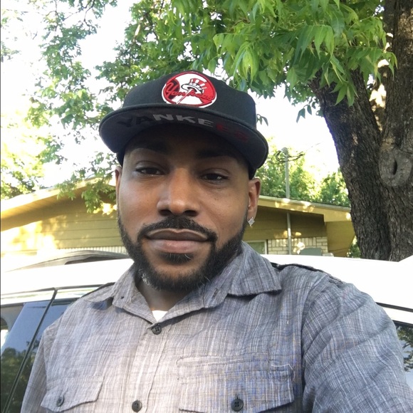 Profile Picture of Kester Patrick (@hbquest81) on Poshmark