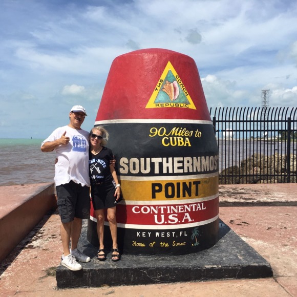 Profile Picture of Joe Schindelheim (@joeschindelheim) on Poshmark