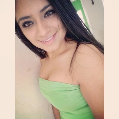 Profile Picture of Ariadna Ayala (@ariadna0512) on Twitter