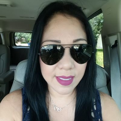 Profile Picture of Susie Garza (@sgarz0228) on Twitter