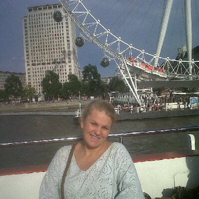 Profile Picture of Debbie Goddard (@DebbiePA_EE) on Twitter