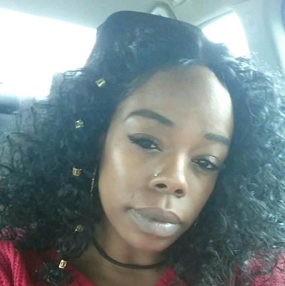 Profile Picture of Tatiana Whitmire (@cutie_patooty) on Poshmark