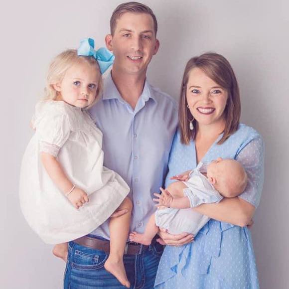 Profile Picture of Kara Webb (@karawebb50) on Poshmark