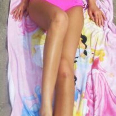 Profile Picture of Helen Potts (@helenlove7460) on Twitter