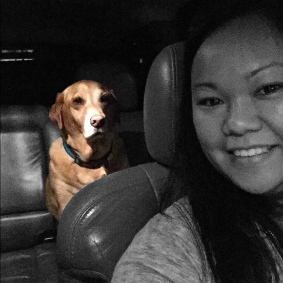 Profile Picture of Alexis Kozak (@lexy808) on Poshmark