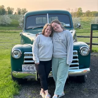 Profile Picture of Jillian McMahon (@jillian_mcmahon) on Instagram