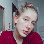 Profile Picture of • Heloisa Bortolozzo • (@helobortolozzo) on Instagram