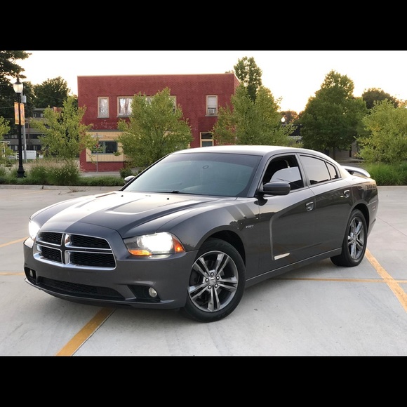 Profile Picture of Edrees Shamalah (@eshamalah17) on Poshmark