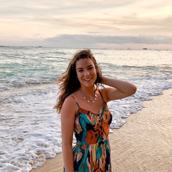 Profile Picture of Katie Bipes (@kbipes5) on Poshmark