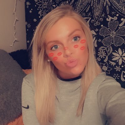 Profile Photo of Callie Johnson (@Caalliiee71) on Twitter