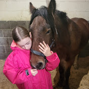 Profile Picture of Chloe Mckay (@Chloeandelvis12345) on Youtube