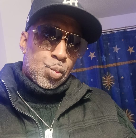 Adrian Byers - Poshmark Profile Picture of Adrian Byers (@h_b_k_44) on Poshmark