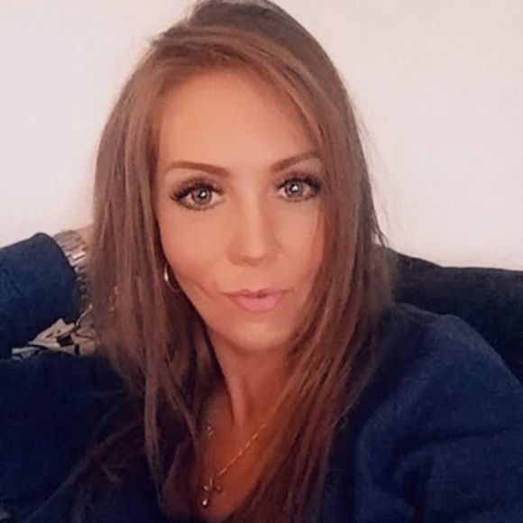 Profile Picture of Theresa Caudill-benton (@theresacaudi237) on Poshmark