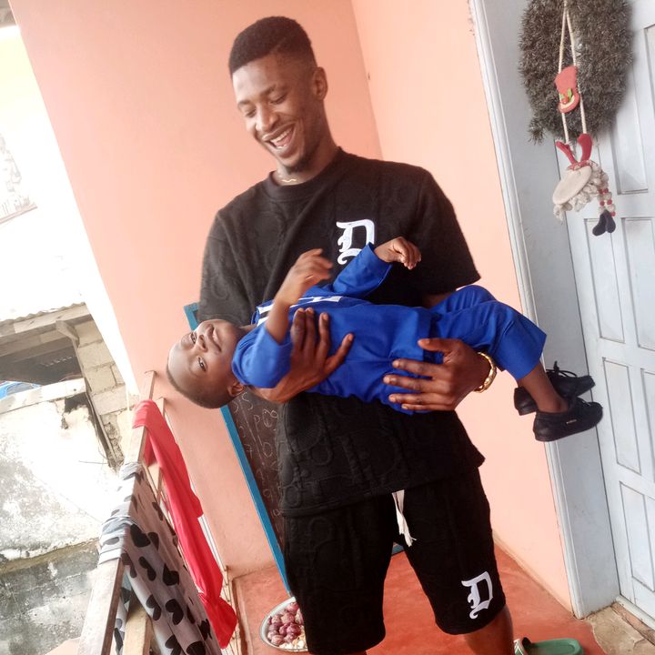 Profile Picture of Carl Lights (@carl.lights) on Tiktok