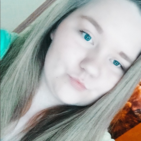 Profile Picture of Katrina Causey (@katrina_causey) on Poshmark