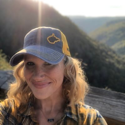 Profile Picture of Brittany Murdock (@BritBratwv) on Twitter