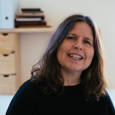 Janis Hart - Twitter Profile Picture of Janis Hart (@Janishartdesign) on Twitter