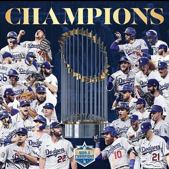 Profile Picture of Kris Arrietta (@kris_arrietta) on Poshmark