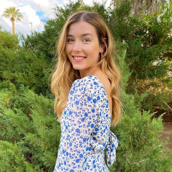 Profile Picture of Haley Wehner (@hahalolswag) on Poshmark