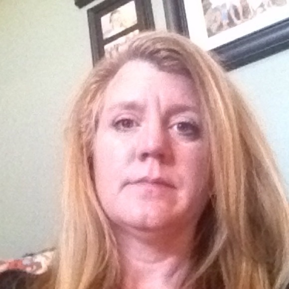 Profile Picture of Catherine Odem (@codem) on Poshmark