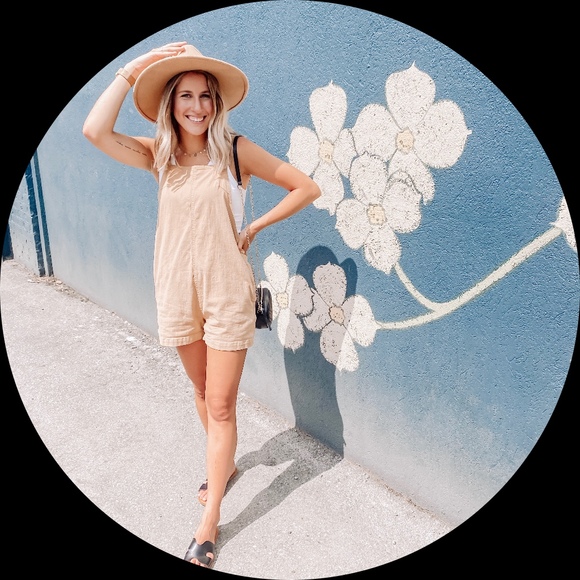 Kelsi Carter - Poshmark Profile Picture of Kelsi Carter (@kelsicarter) on Poshmark