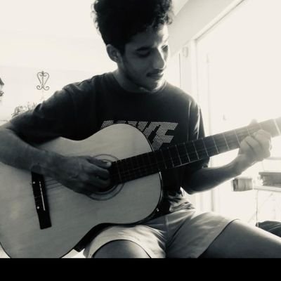 Profile Picture of Carlos Fleites (@Carlos_Fleitess) on Twitter