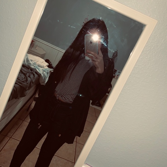 Profile Picture of Amanda Arguello (@amandaamarie3) on Poshmark