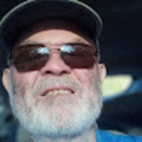 Profile Picture of Robert Lehman (@roblehman72) on Poshmark