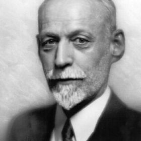 Profile Picture of Karin James (@karjamhp) on Pinterest