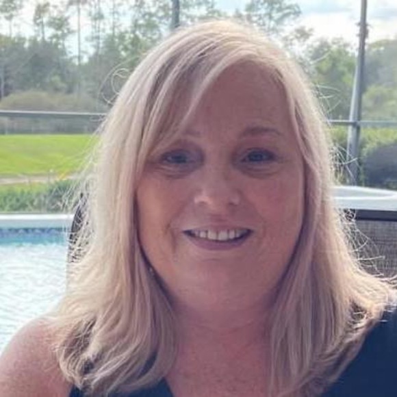 Donna Lindenstruth - Poshmark Profile Picture of Donna Lindenstruth (@dlindenstruth23) on Poshmark