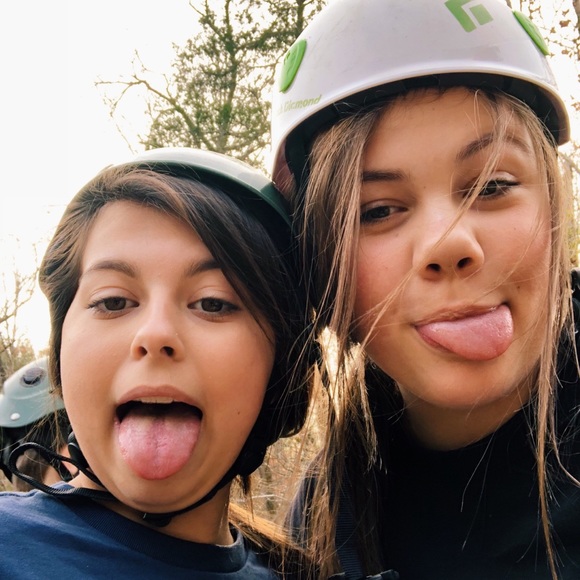 Profile Picture of Juliana Streeper (@julianams) on Poshmark