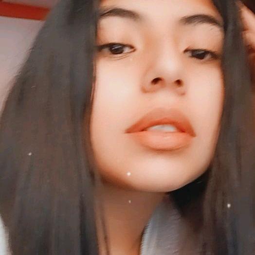 Profile Picture of Vivian  Cruz (@@vivi_cruz_velasquez) on Tiktok