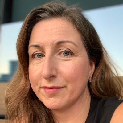 Profile Picture of Julie Klein (@julesklein) on Twitter