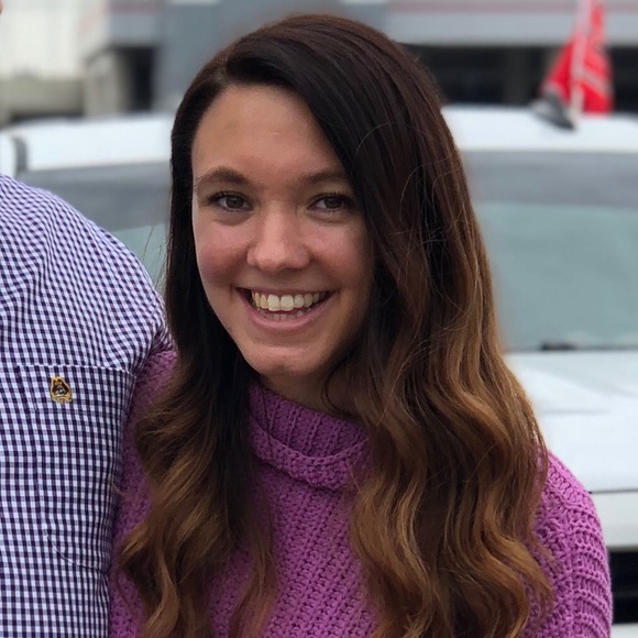 Profile Picture of Tara Pupilli (@pupillit) on Poshmark