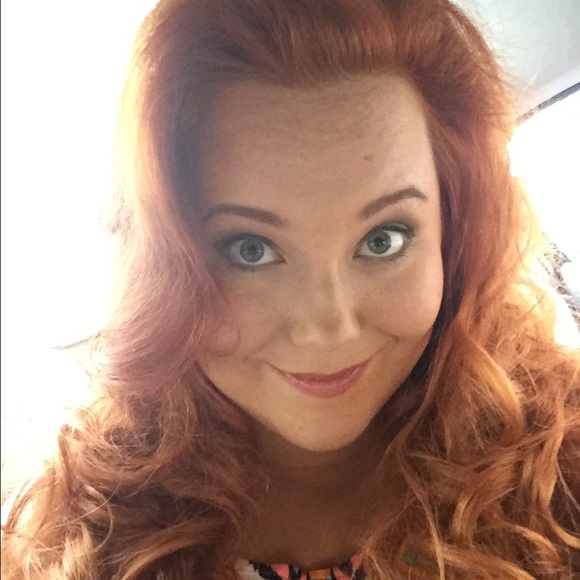 Profile Picture of Aphton Mcelheney (@aphtone3) on Poshmark