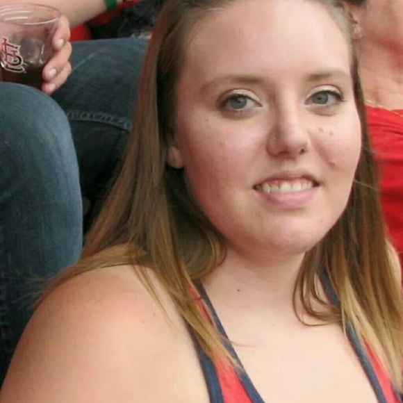 Profile Picture of Jessica Middlemas (@jmiddlem15) on Poshmark