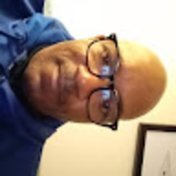 Profile Picture of David Gates (@gatesdavid777) on Poshmark