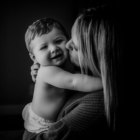 Profile Picture of Hilary Bareman (@hilary828) on Poshmark