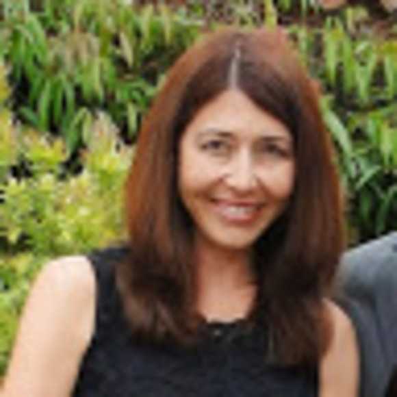 Profile Picture of Michelle Esmailbeigi (@chelley118) on Poshmark