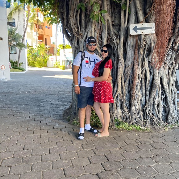 Profile Picture of Juan Ruvalcaba (@juan_ruvalcaba) on Poshmark