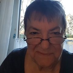 Profile Picture of Ingrid Link (@@imaheli) on Tiktok