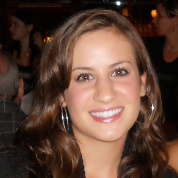 Alexandria Aliotti - Poshmark Profile Picture of Alexandria Aliotti (@aaliotti1717) on Poshmark