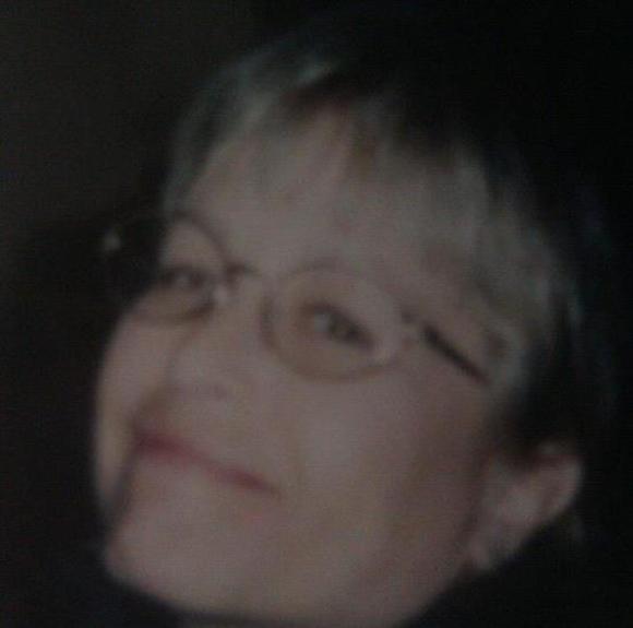 Profile Picture of Michele Larsen (@larseninlb) on Poshmark